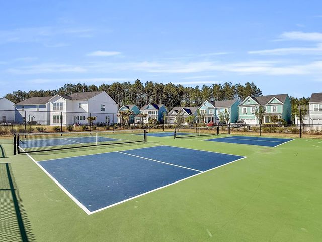 1541 Homecoming Boulevard, Ravenel, SC 29470