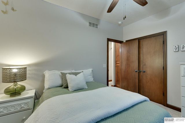 1605 Windsor Way, Fort Calhoun, NE 68023