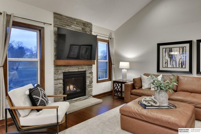 1605 Windsor Way, Fort Calhoun, NE 68023