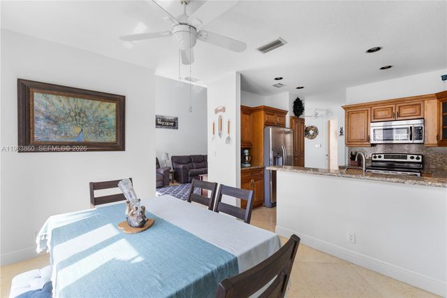 15832 SW 10th St, Pembroke Pines, FL 33027