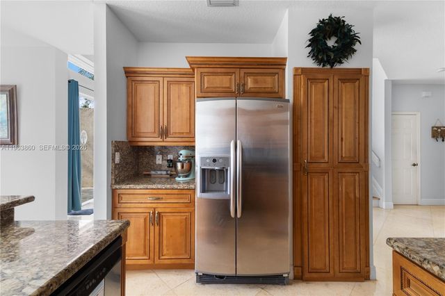 15832 SW 10th St, Pembroke Pines, FL 33027