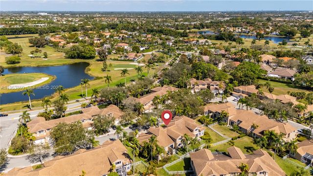 15832 SW 10th St, Pembroke Pines, FL 33027