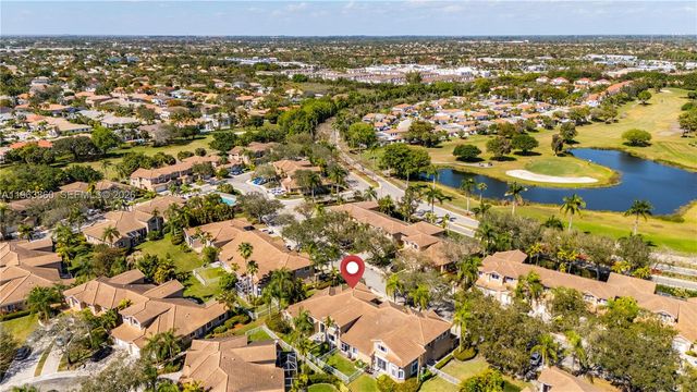 15832 SW 10th St, Pembroke Pines, FL 33027