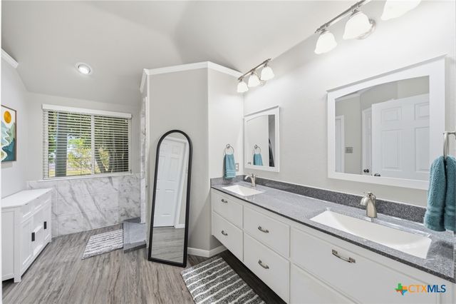 8713 Oakbend Cove, Temple, TX 76502