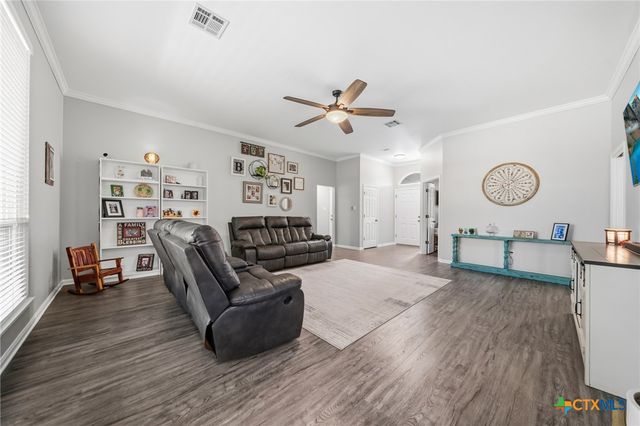 8713 Oakbend Cove, Temple, TX 76502