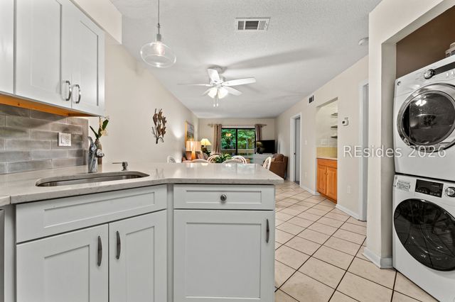45 Folly Field Rd Apt 3G, Hilton Head Island, SC 29928