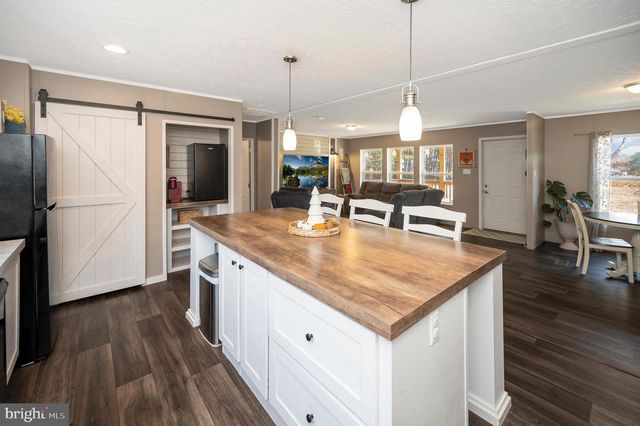 5120 BURR HILL RD, Rhoadesville, VA 22542