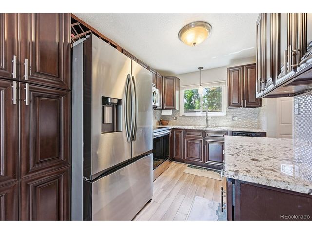 6916 S Broadway, Littleton, CO 80122