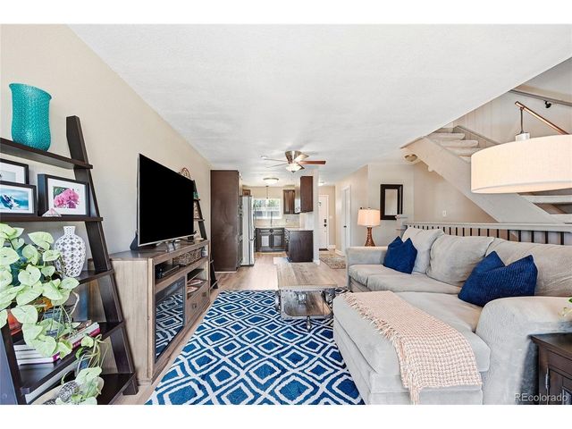 6916 S Broadway, Littleton, CO 80122