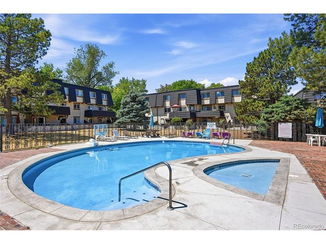 6916 S Broadway, Littleton, CO 80122