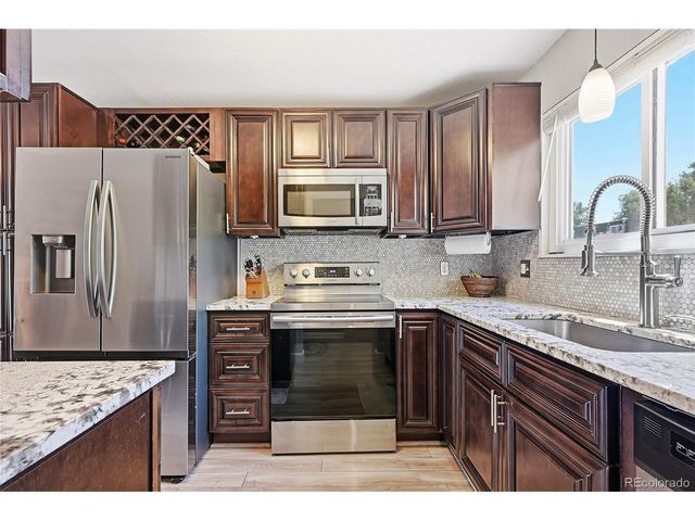 6916 S Broadway, Littleton, CO 80122