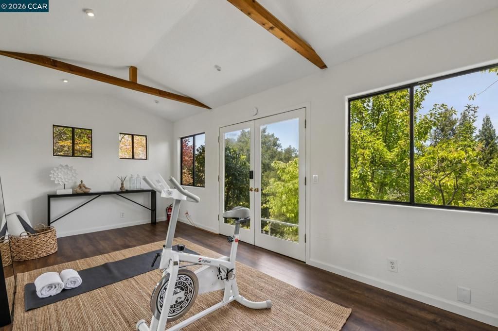 Image 58 of property listing at 6 Monte Vista Rd, Orinda, CA 94563