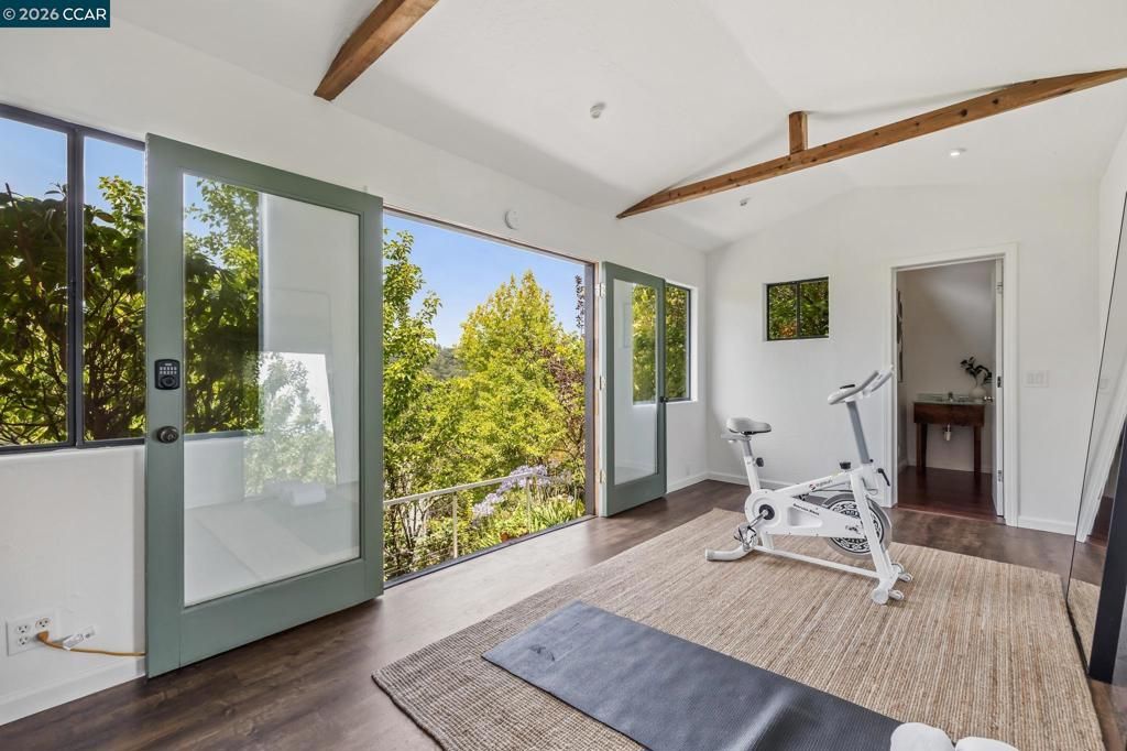 Image 59 of property listing at 6 Monte Vista Rd, Orinda, CA 94563