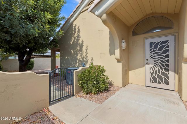 5830 E MCKELLIPS Road 70, Mesa, AZ 85215