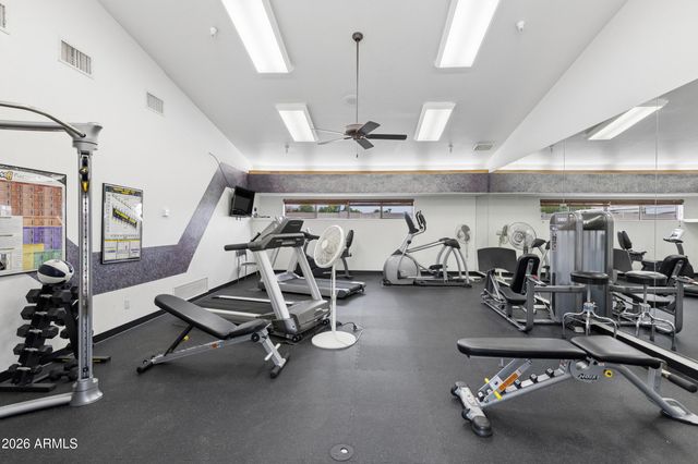 5830 E MCKELLIPS Road 70, Mesa, AZ 85215