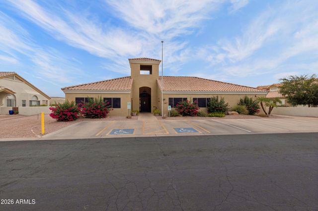 5830 E MCKELLIPS Road 70, Mesa, AZ 85215