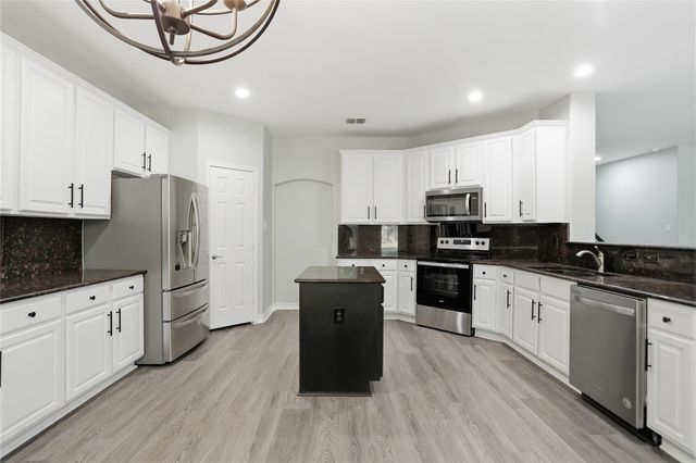 26018 Meadowlark Bay, San Antonio, TX 78260