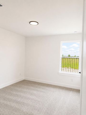 2100 Emerald Lake Trail, Dayton, TX 77535