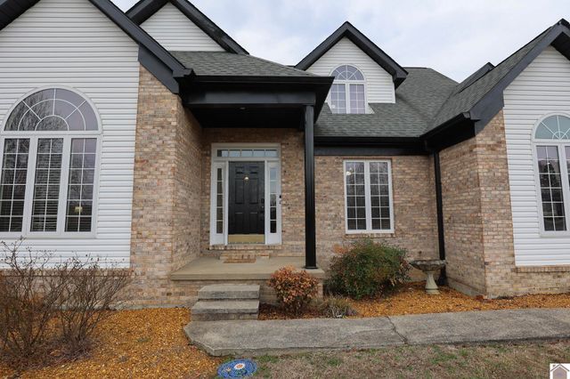 103 Summer Lane, Kuttawa, KY 42055