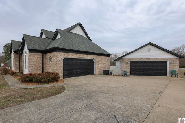 103 Summer Lane, Kuttawa, KY 42055