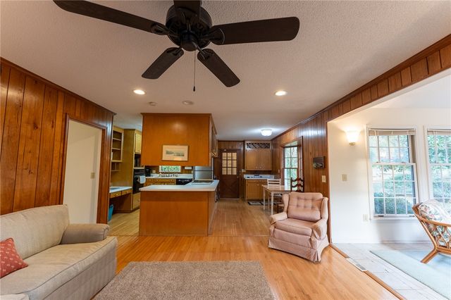 109 woodbine Terrace, Central, SC 29630