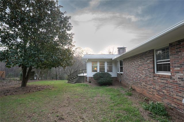 109 woodbine Terrace, Central, SC 29630