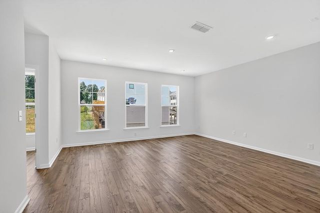 2827 Rosehall Way, Lawrenceville, GA 30044