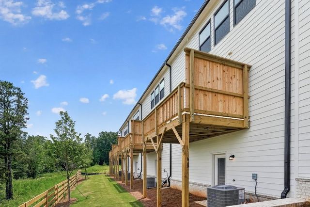 2827 Rosehall Way, Lawrenceville, GA 30044