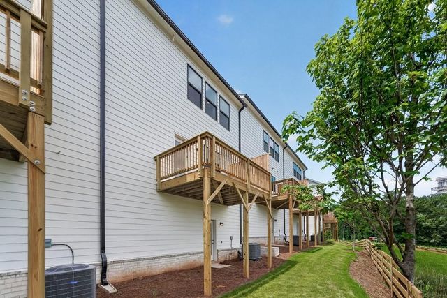 2827 Rosehall Way, Lawrenceville, GA 30044