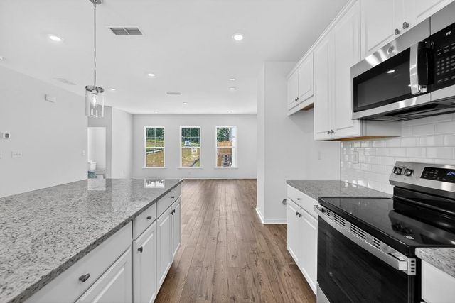 2827 Rosehall Way, Lawrenceville, GA 30044