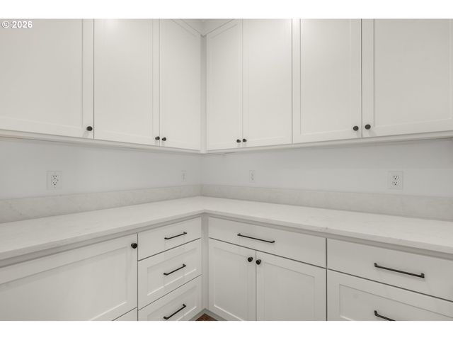 131 E 24TH Ave, La Center, WA 98629