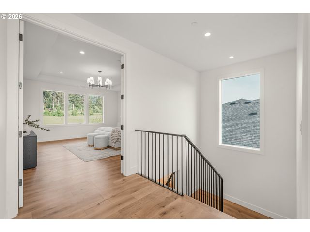 131 E 24TH Ave, La Center, WA 98629