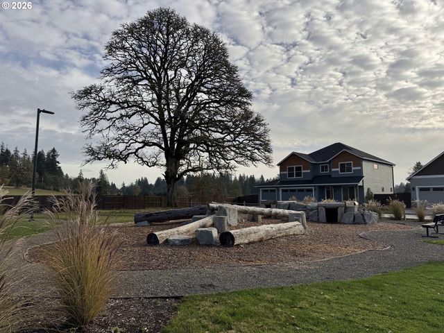 131 E 24TH Ave, La Center, WA 98629