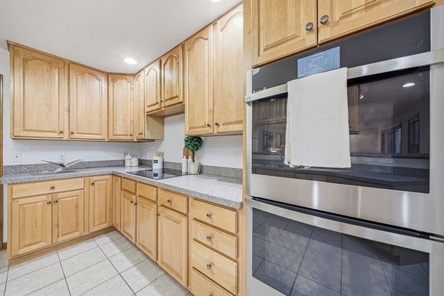 11 Little Tree Rd, Medway, MA 02053