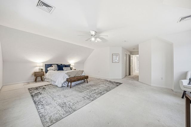 11 Little Tree Rd, Medway, MA 02053