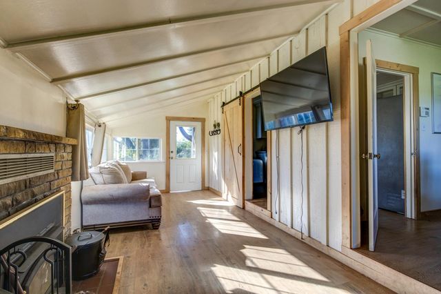 5700 Semor Dr, Shingle Springs, CA 95682