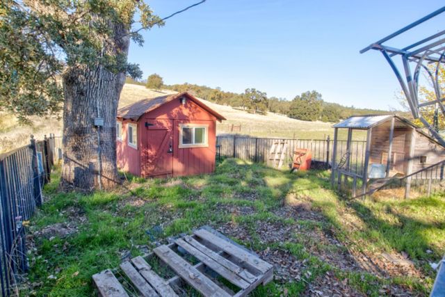 5700 Semor Dr, Shingle Springs, CA 95682