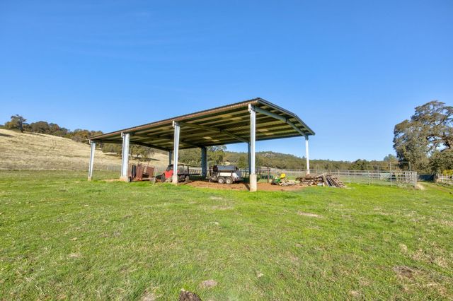 5700 Semor Dr, Shingle Springs, CA 95682