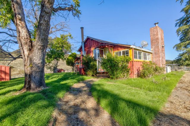 5700 Semor Dr, Shingle Springs, CA 95682