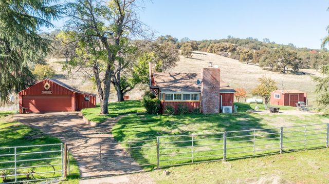 5700 Semor Dr, Shingle Springs, CA 95682
