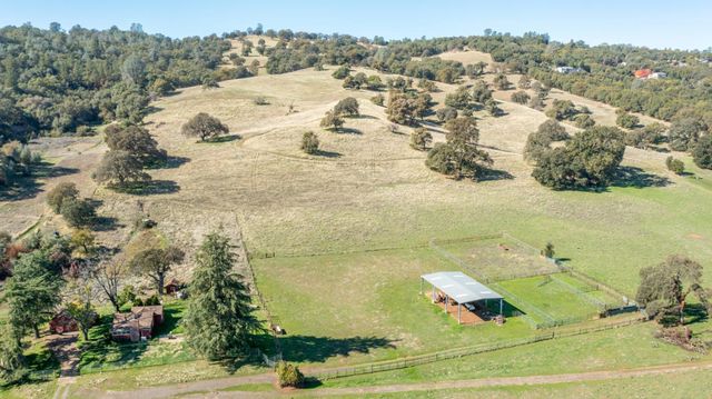 5700 Semor Dr, Shingle Springs, CA 95682