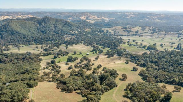 5700 Semor Dr, Shingle Springs, CA 95682