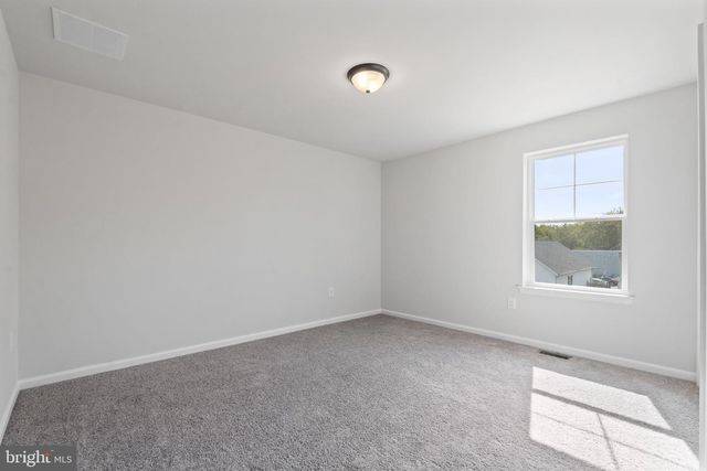 414 VANNEMAN AVE, Swedesboro, NJ 08085