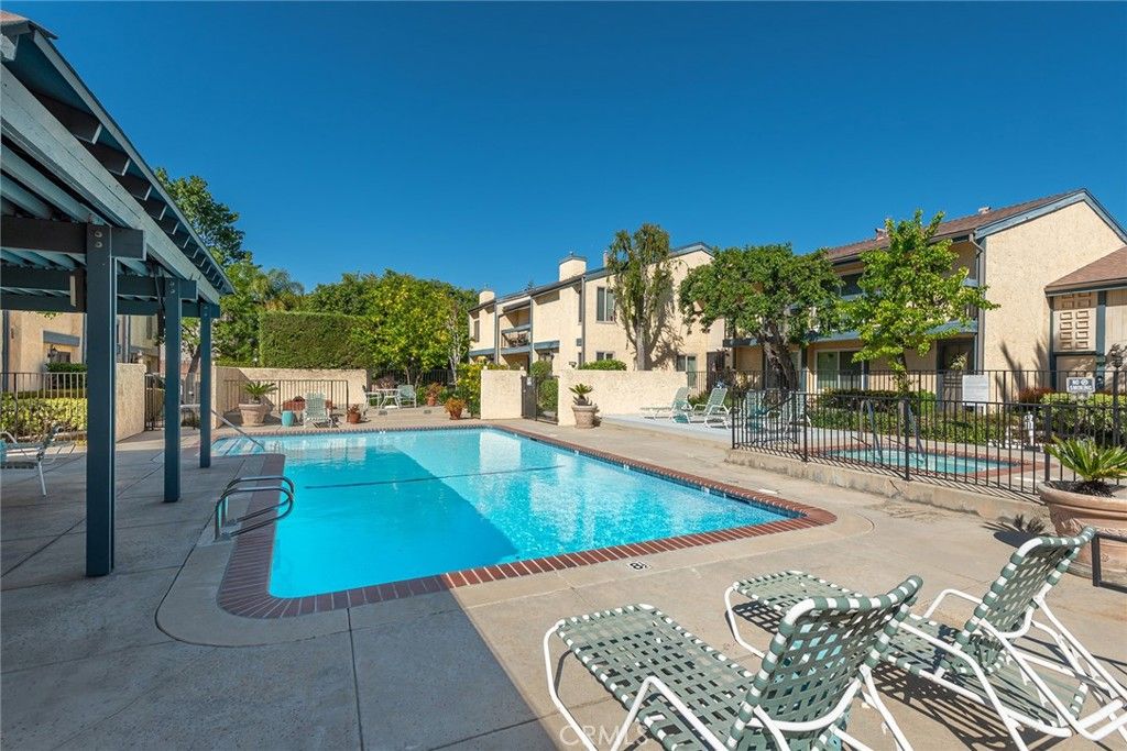 Image 24 of property listing at 16715 Vanowen, Van Nuys, CA 91406