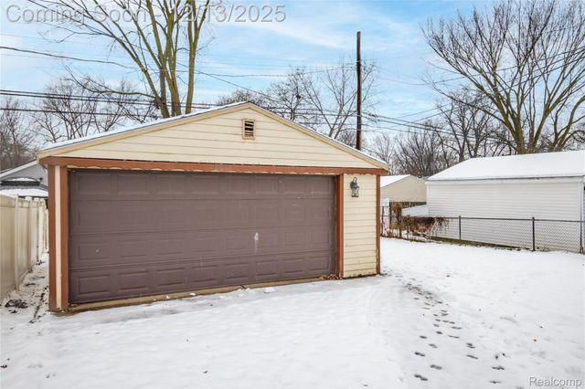 6144 Princess Street, Taylor, MI 48180