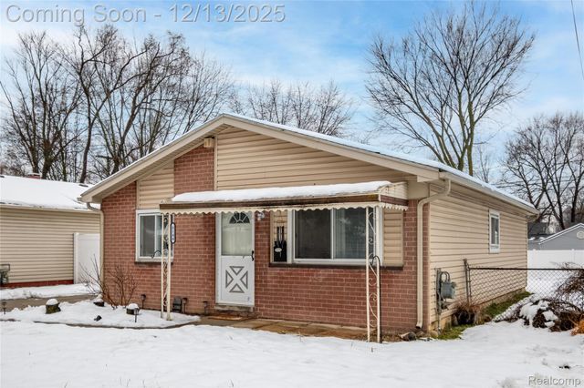 6144 Princess Street, Taylor, MI 48180