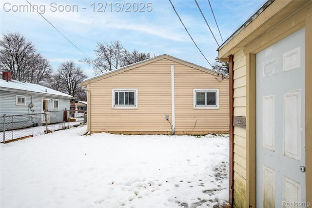 6144 Princess Street, Taylor, MI 48180