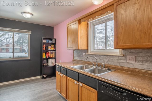 6144 Princess Street, Taylor, MI 48180