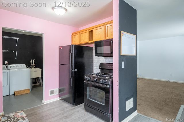 6144 Princess Street, Taylor, MI 48180