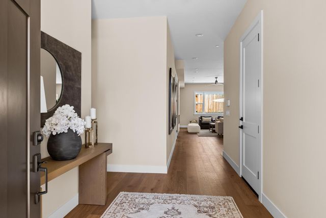 7815 Olive St, Fair Oaks, CA 95628